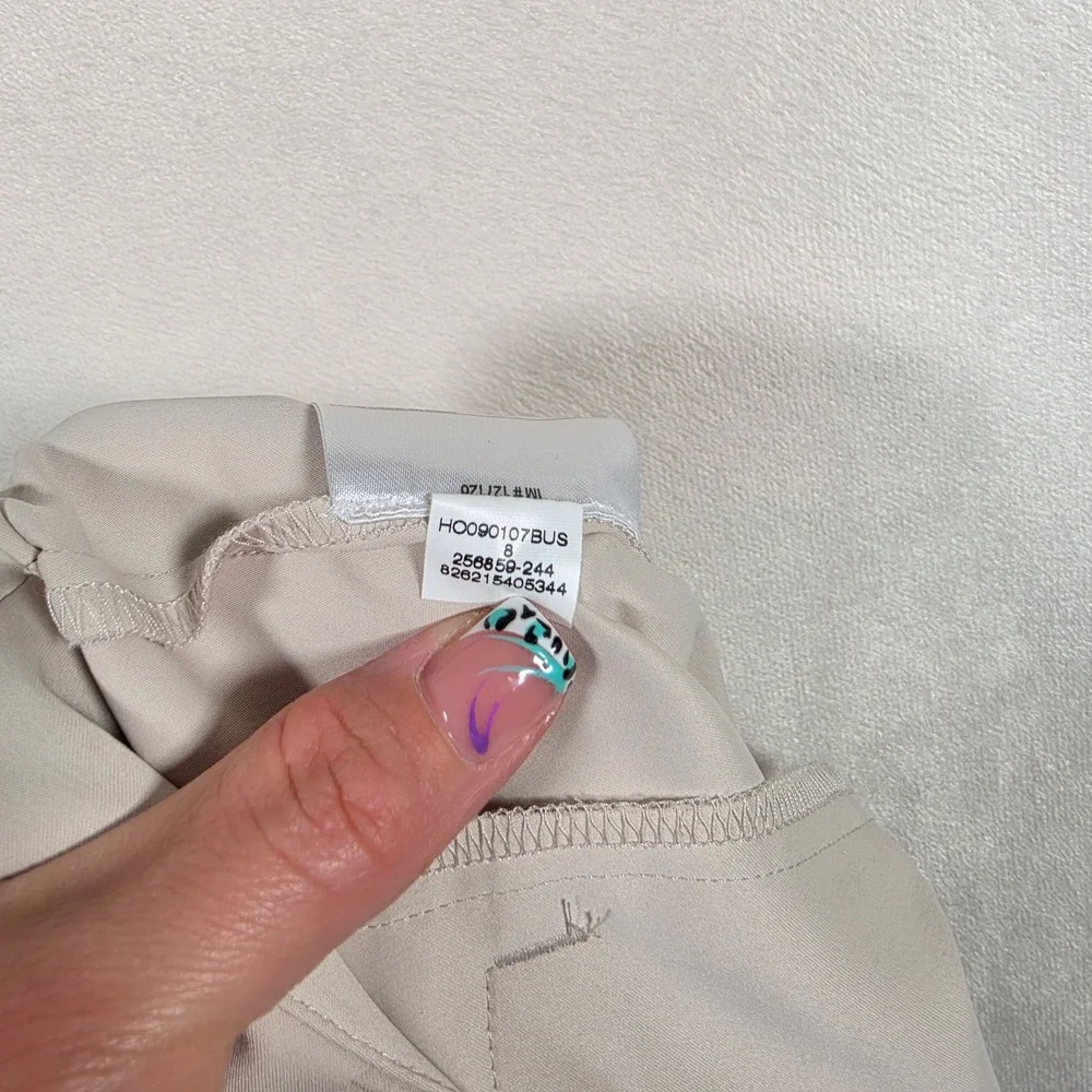 Nike Dri-FIT Tech Long Golf Pants Womens 8 Beige Stretch Golf Performance Preppy